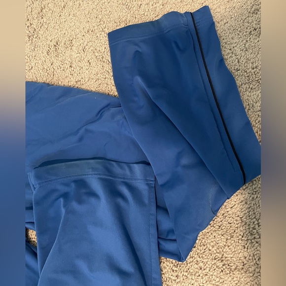 Nike Sweatpants - Picture 2 of 5